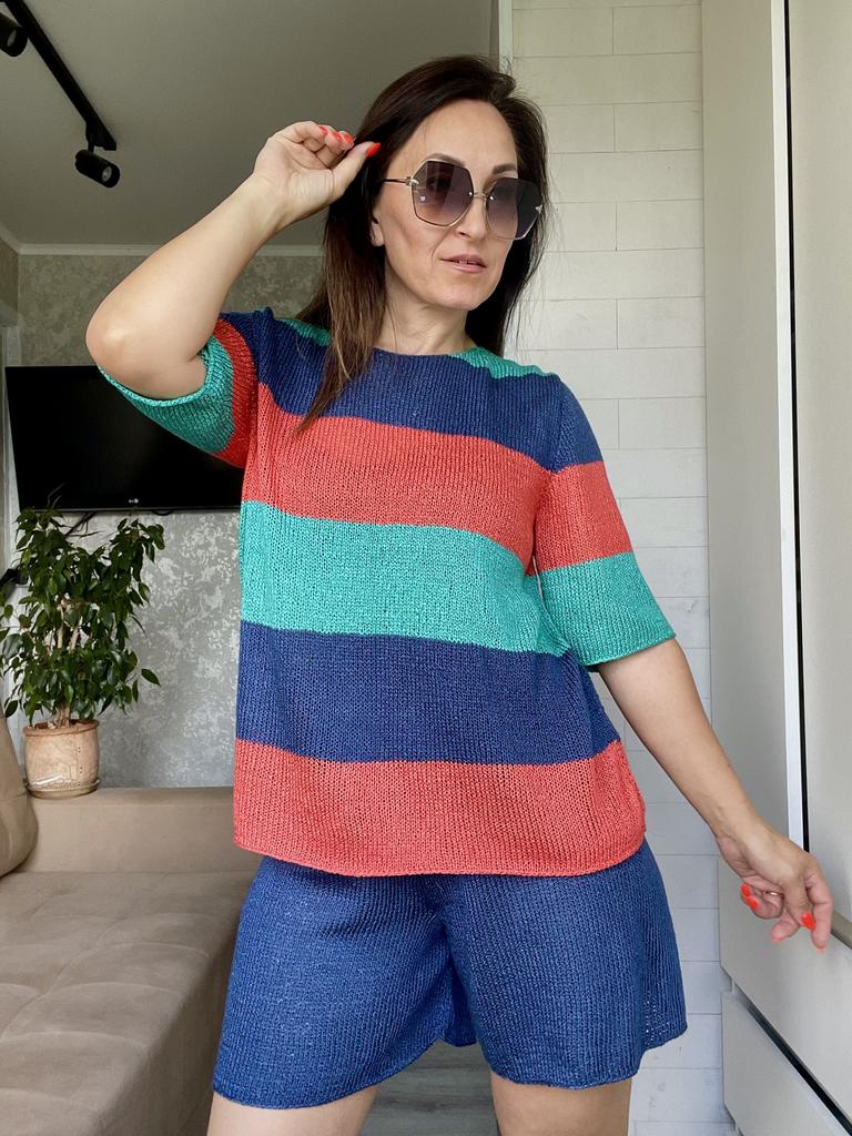 Мастер - класс по вязанию спицами костюма : футболка + шорты