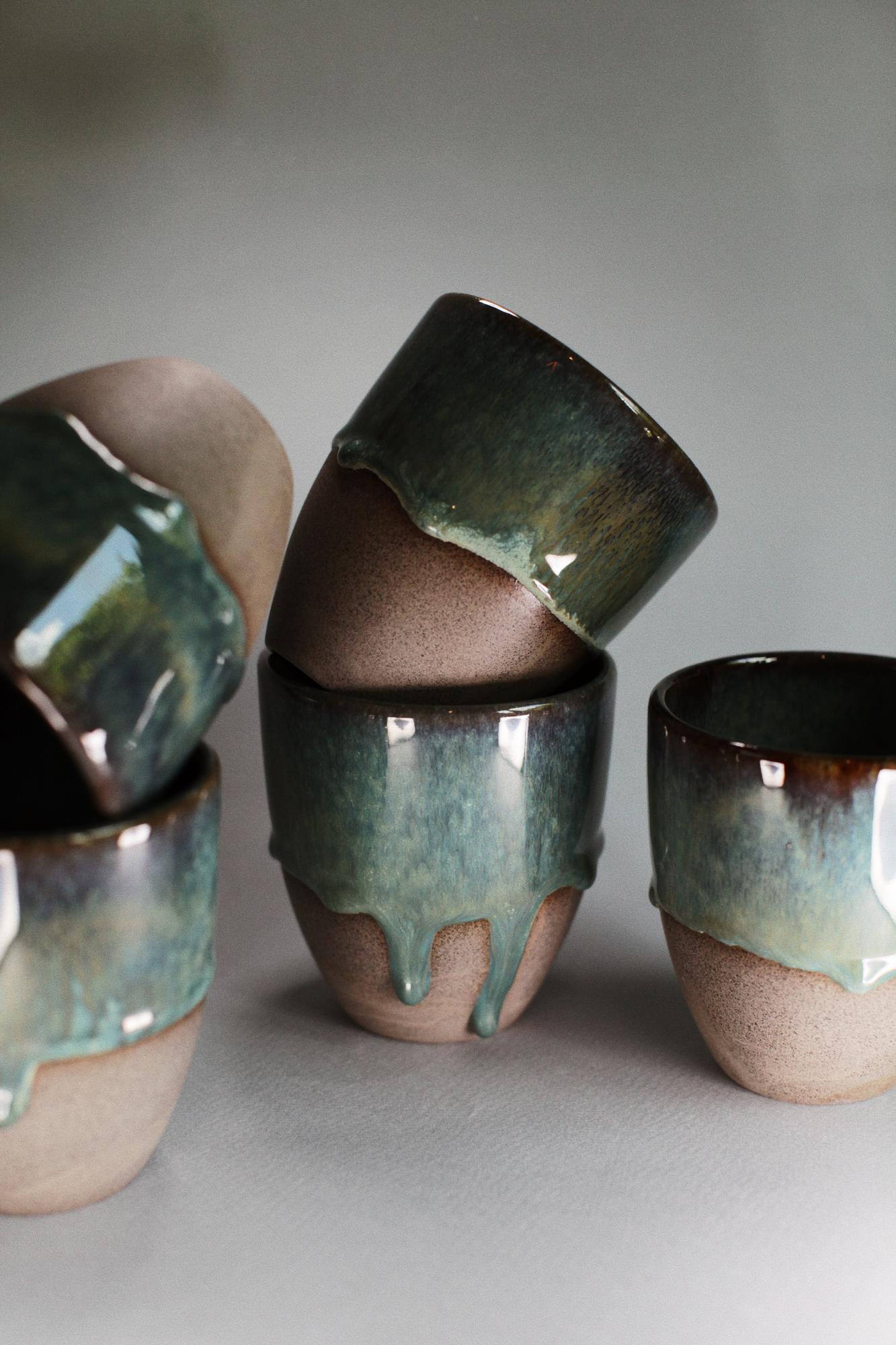 Latte Течёт Ручей