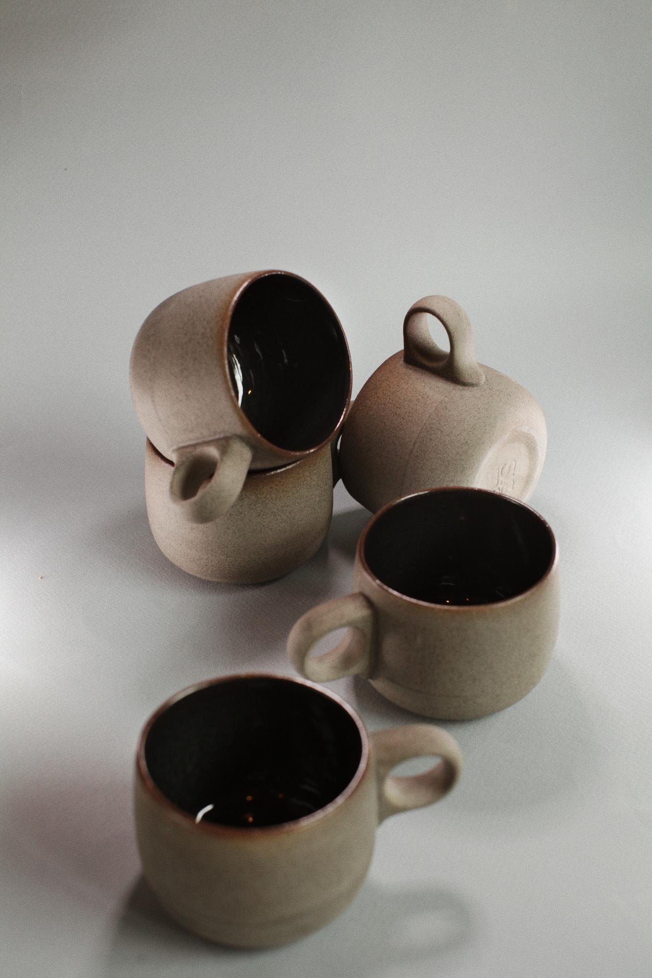 Чашка Rakotzbrucke Звезды за Облаками