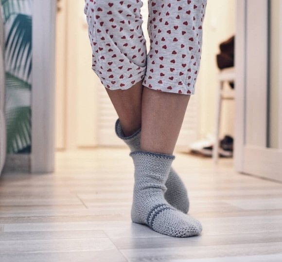 Мастер-класс по вязанию крючком " Домашние носочки"