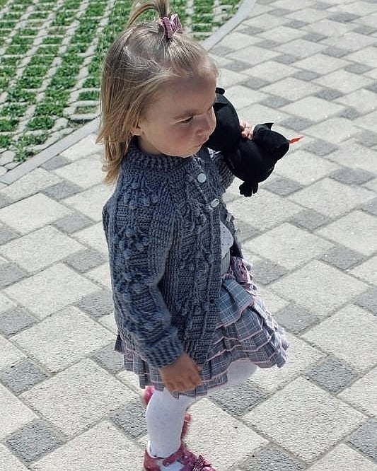 Мастер-класс по вязанию крючком "Ягодный карди"