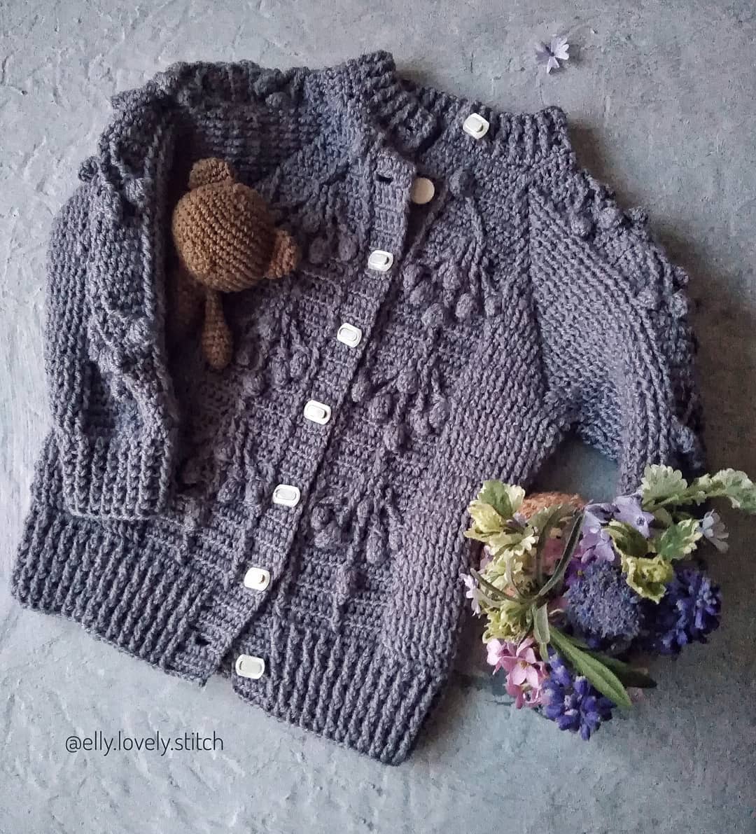 Мастер-класс по вязанию крючком "Ягодный карди"