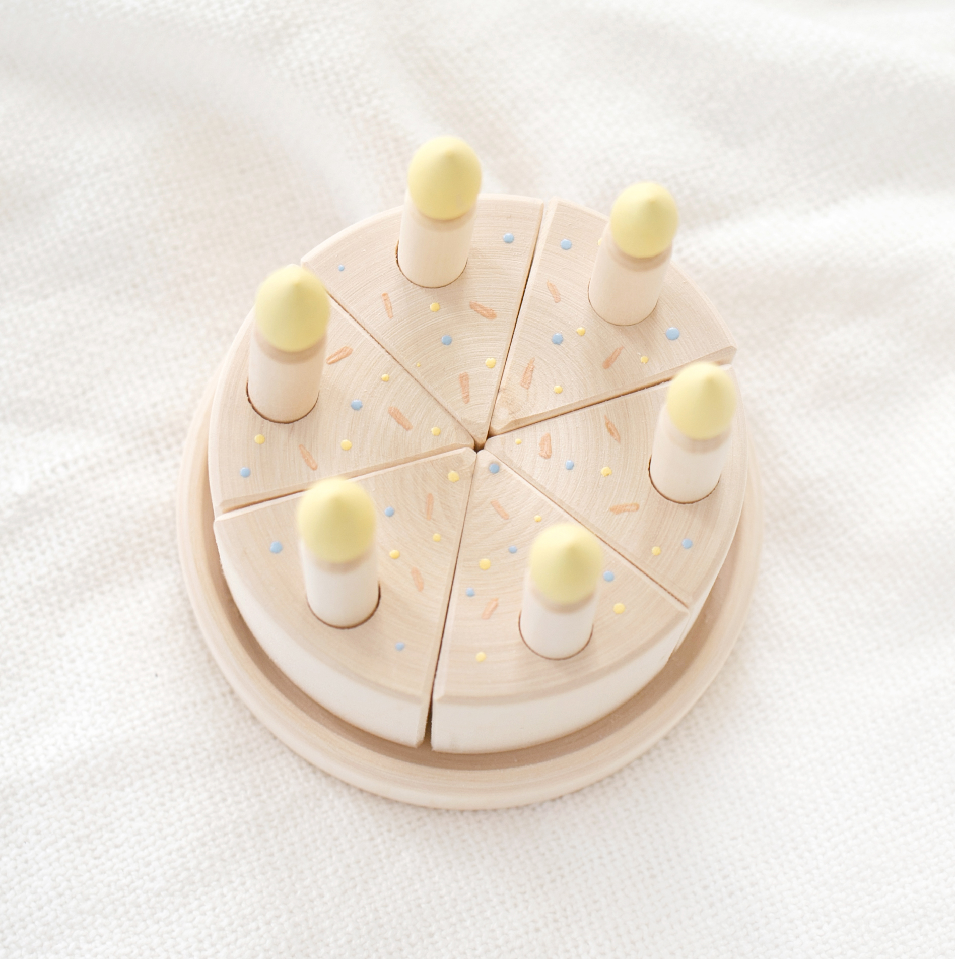 Тортик с конфетти