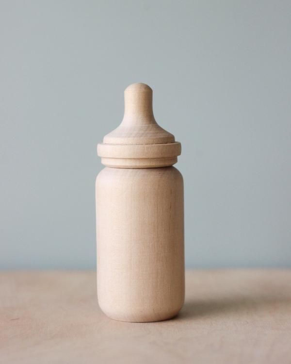 Бутылочка из дерева