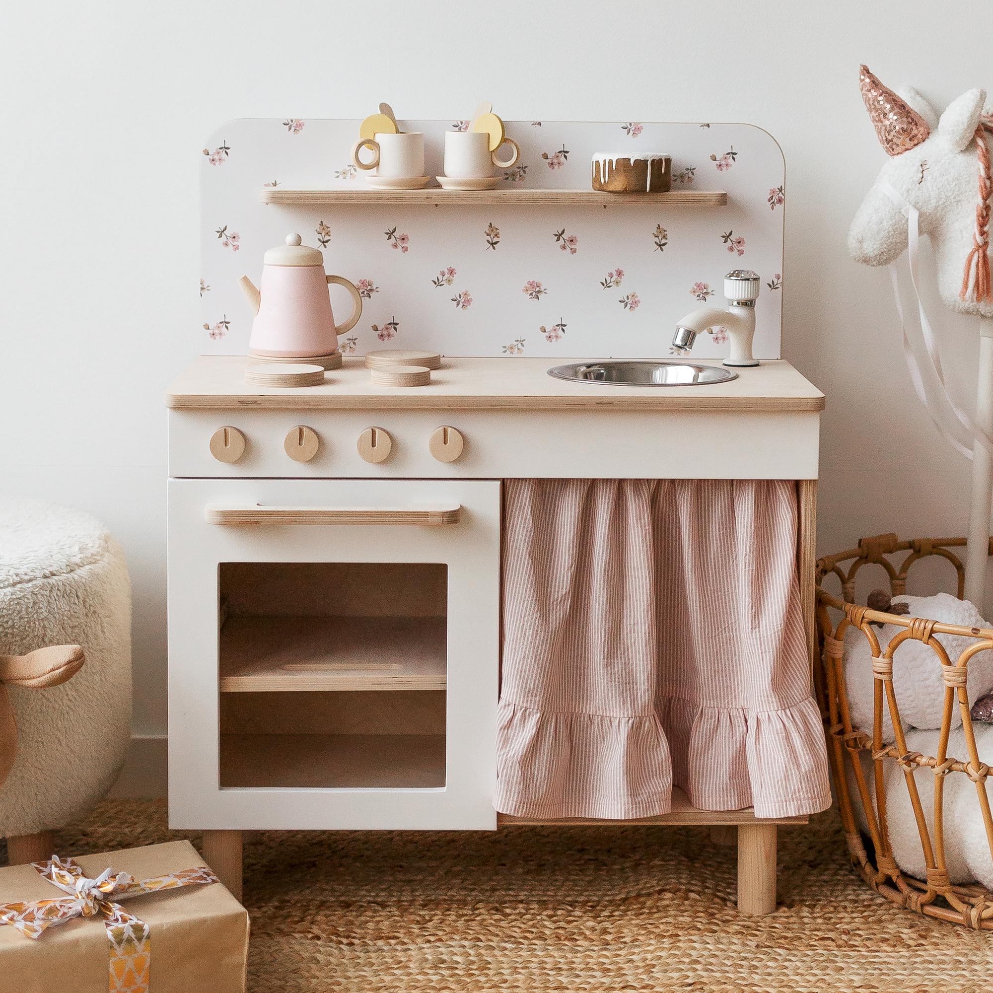 детская кухня деревянная