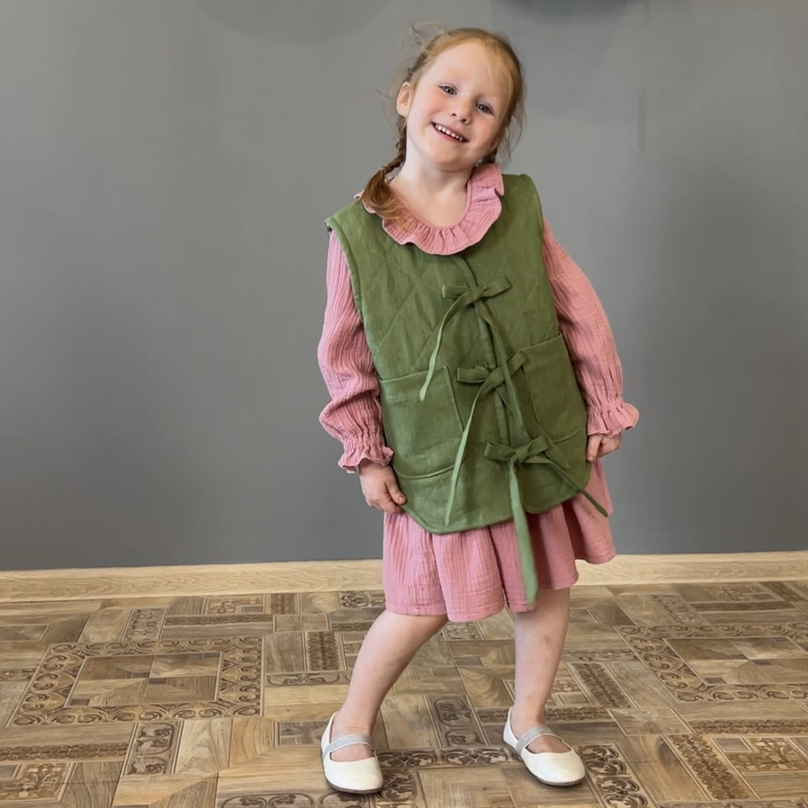 Жилет Василек