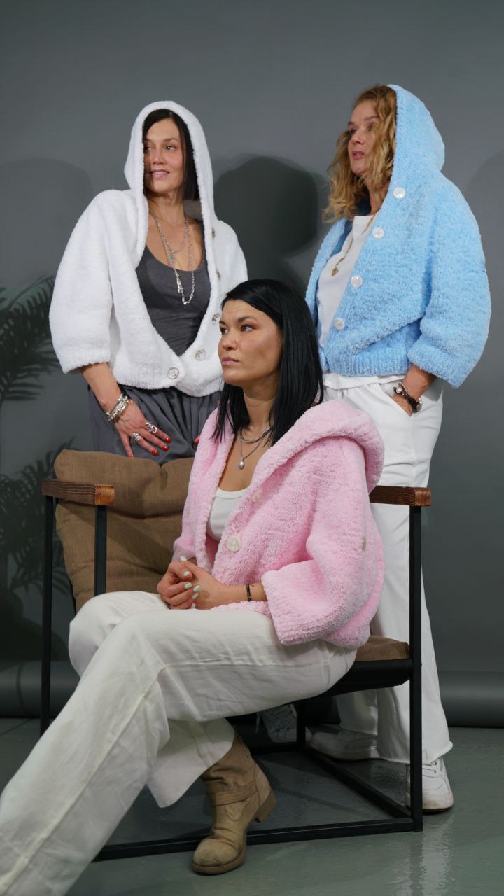 Бомбер "FLUFFY" предзаказ