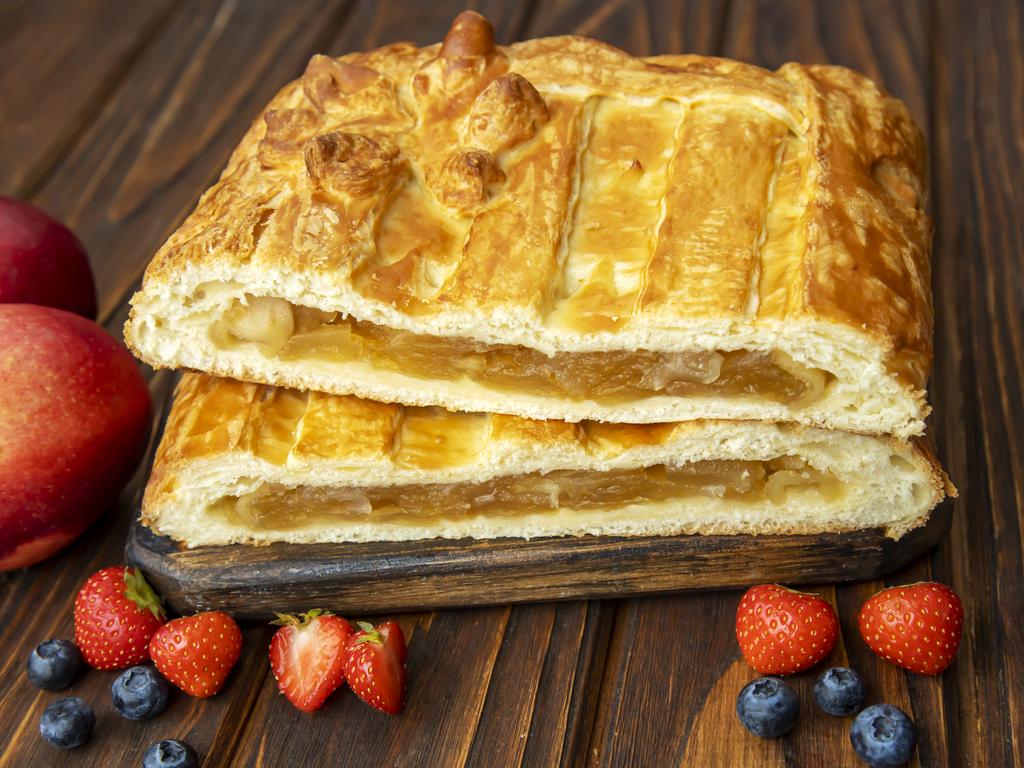 Пирог с яблоком