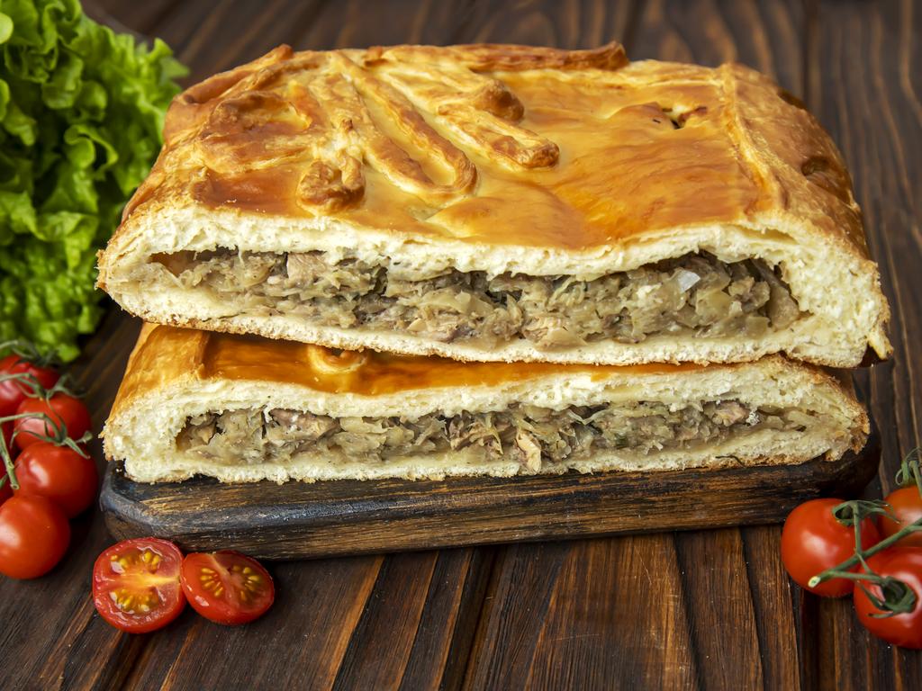 Пирог капуста - рыба