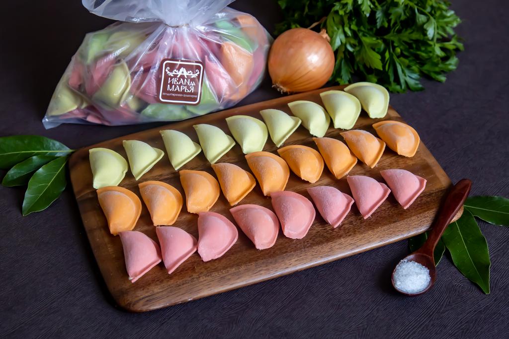 Пельмени со сливками "Радуга"