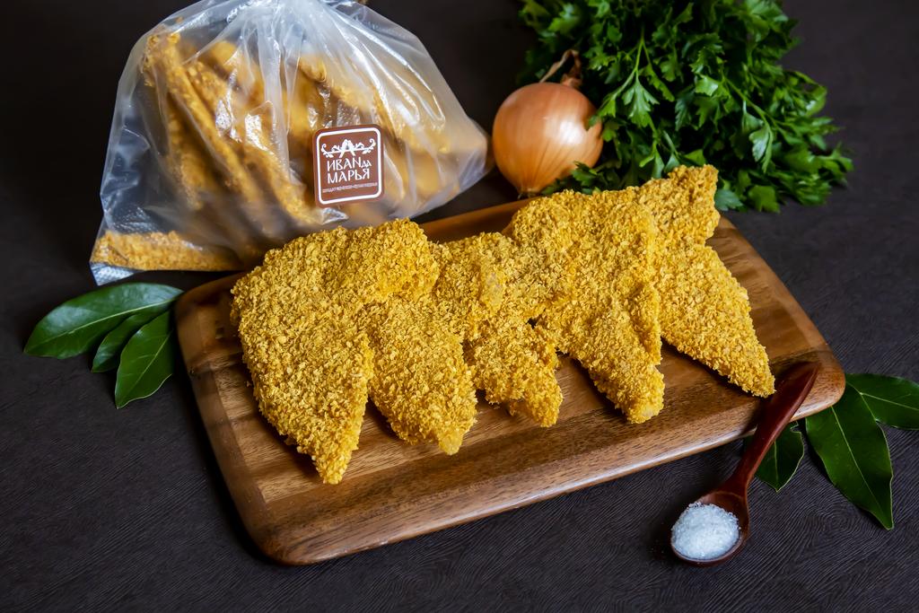 Стрипсы в панировке куриные
