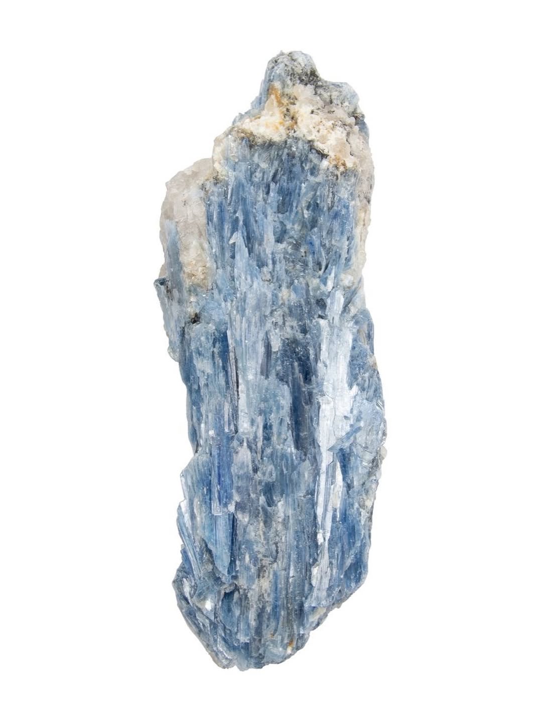 Голубой кианит