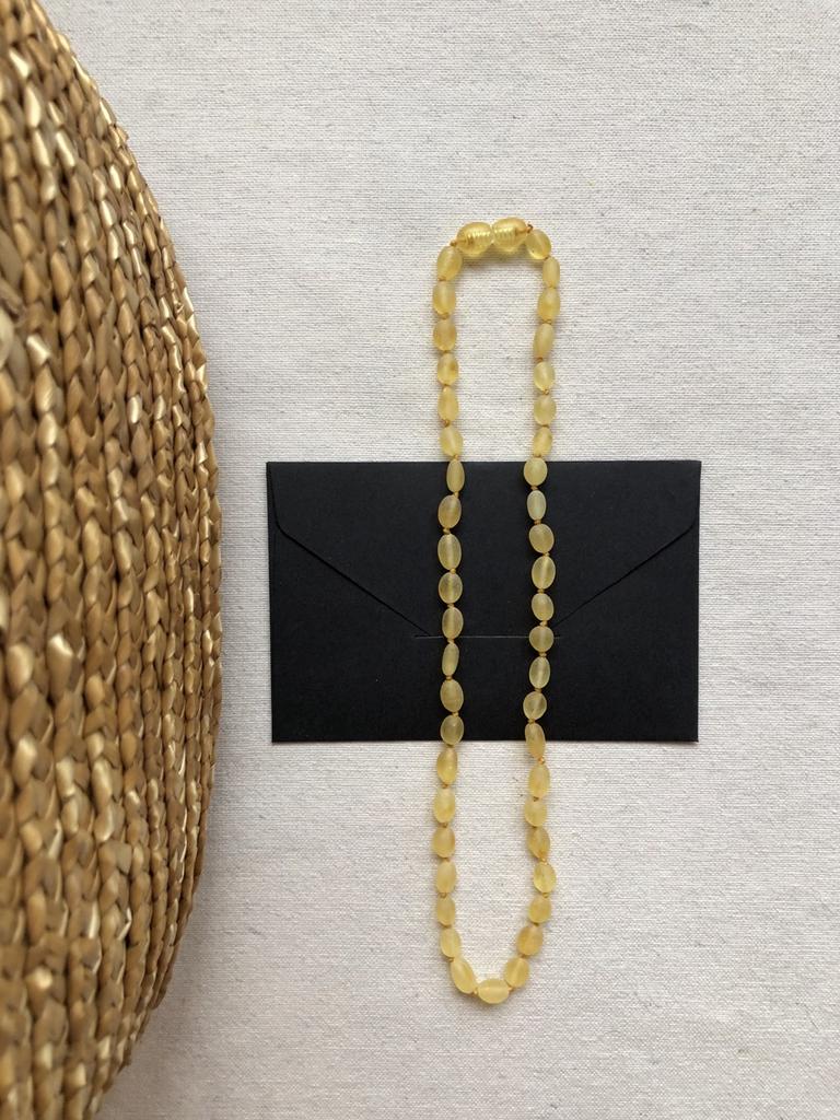 Янтарные бусы «Светлый мёд»