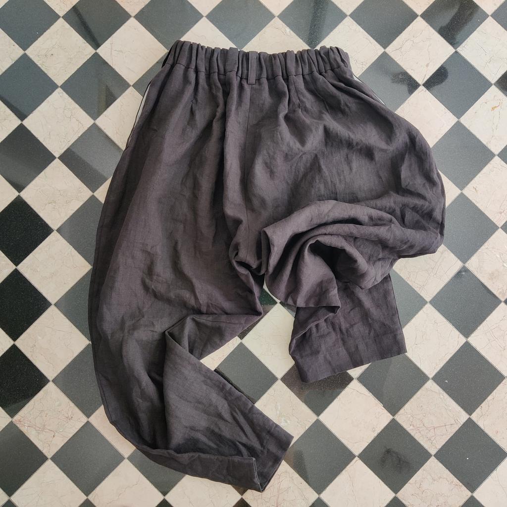 Basic trousers #0 in black nettle