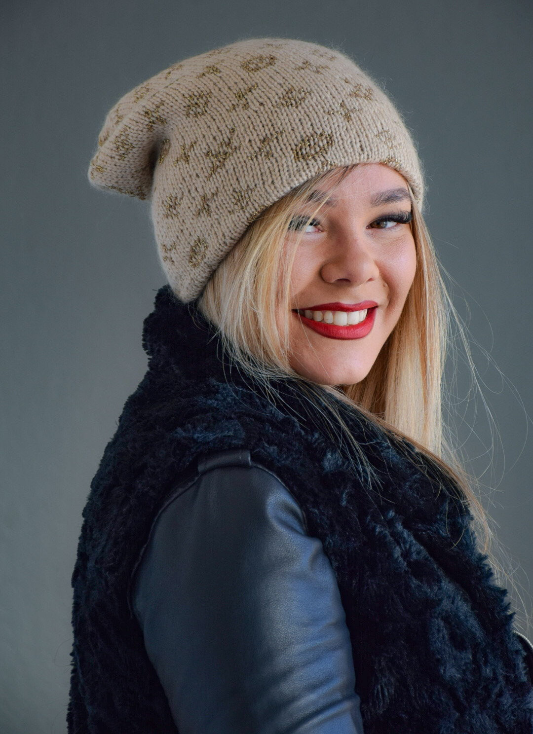 Шапка-бини "ЛУИ"