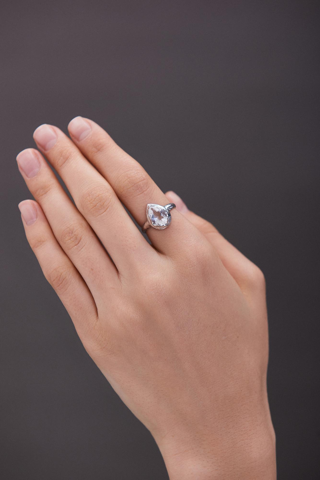 Кольцо Crystal Drop с горным хрусталем
