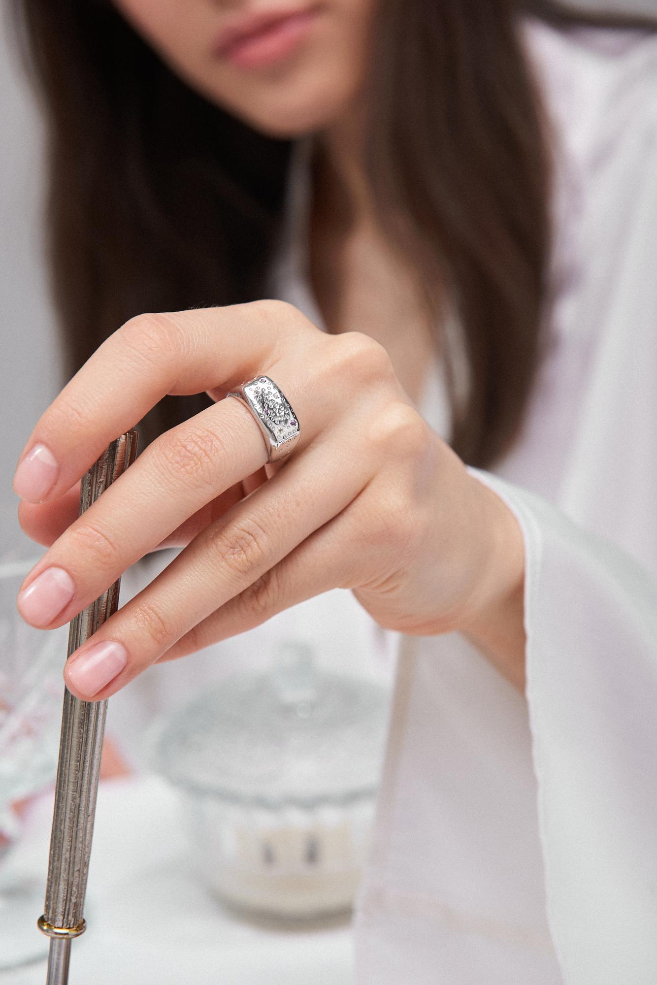 Кольцо 7 Crystals с топазом и аметистом