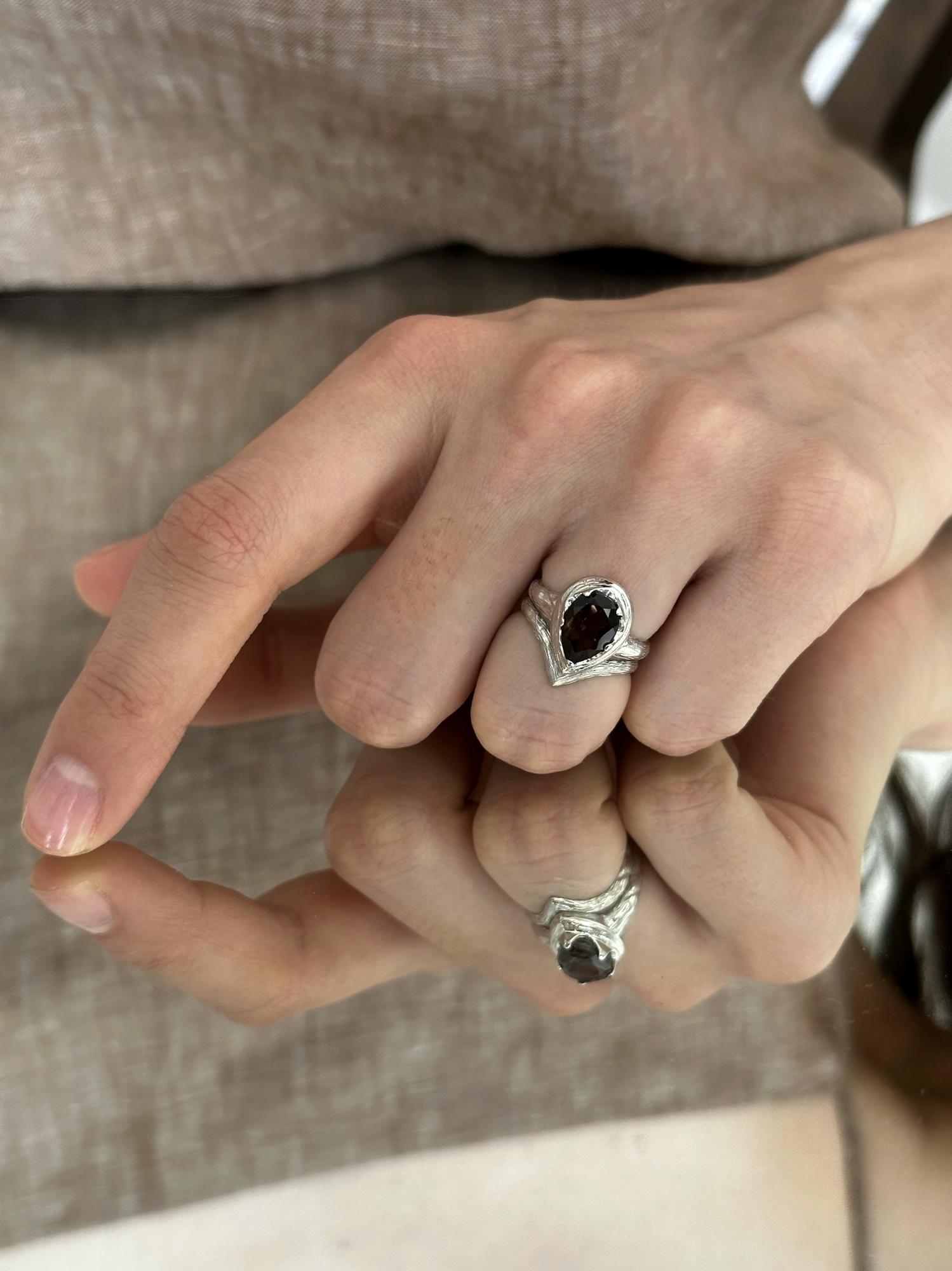 Комплект из кольца Crystal Drop с раухтопазом и фактурного V