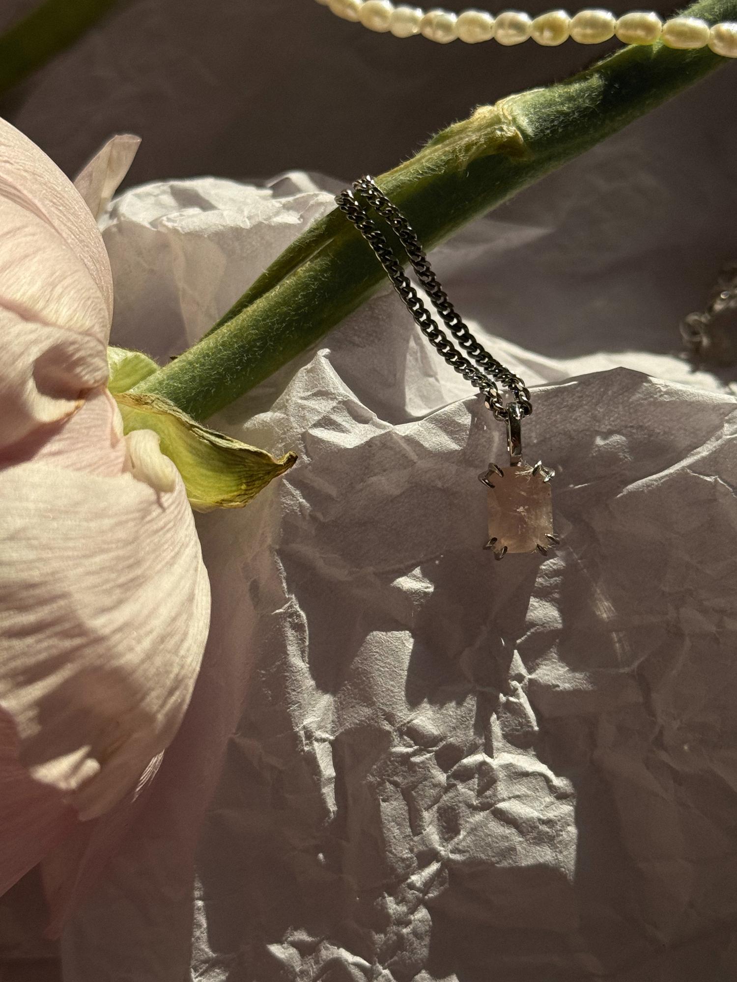 Подвеска Crystal Classic с розовым кварцем