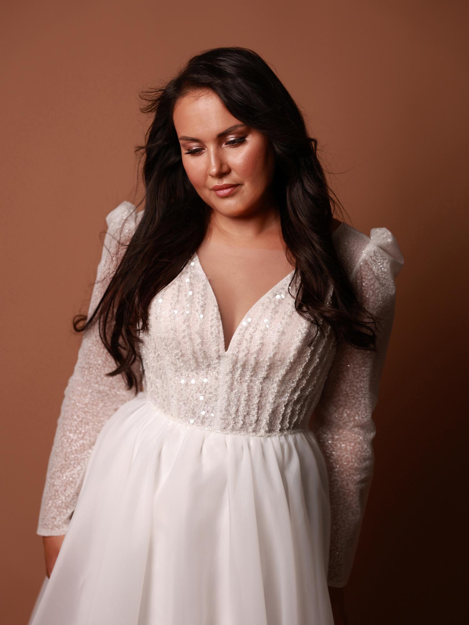 София органза plus size