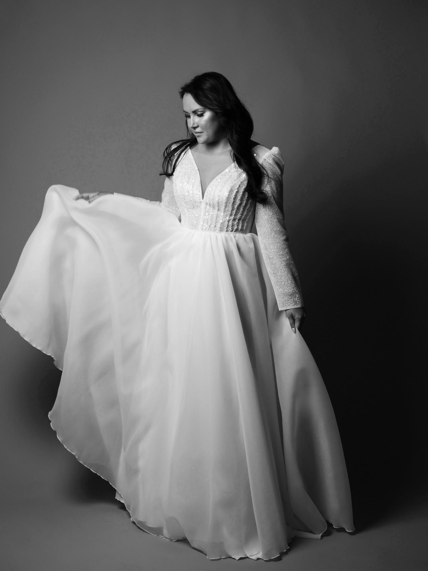 София органза plus size