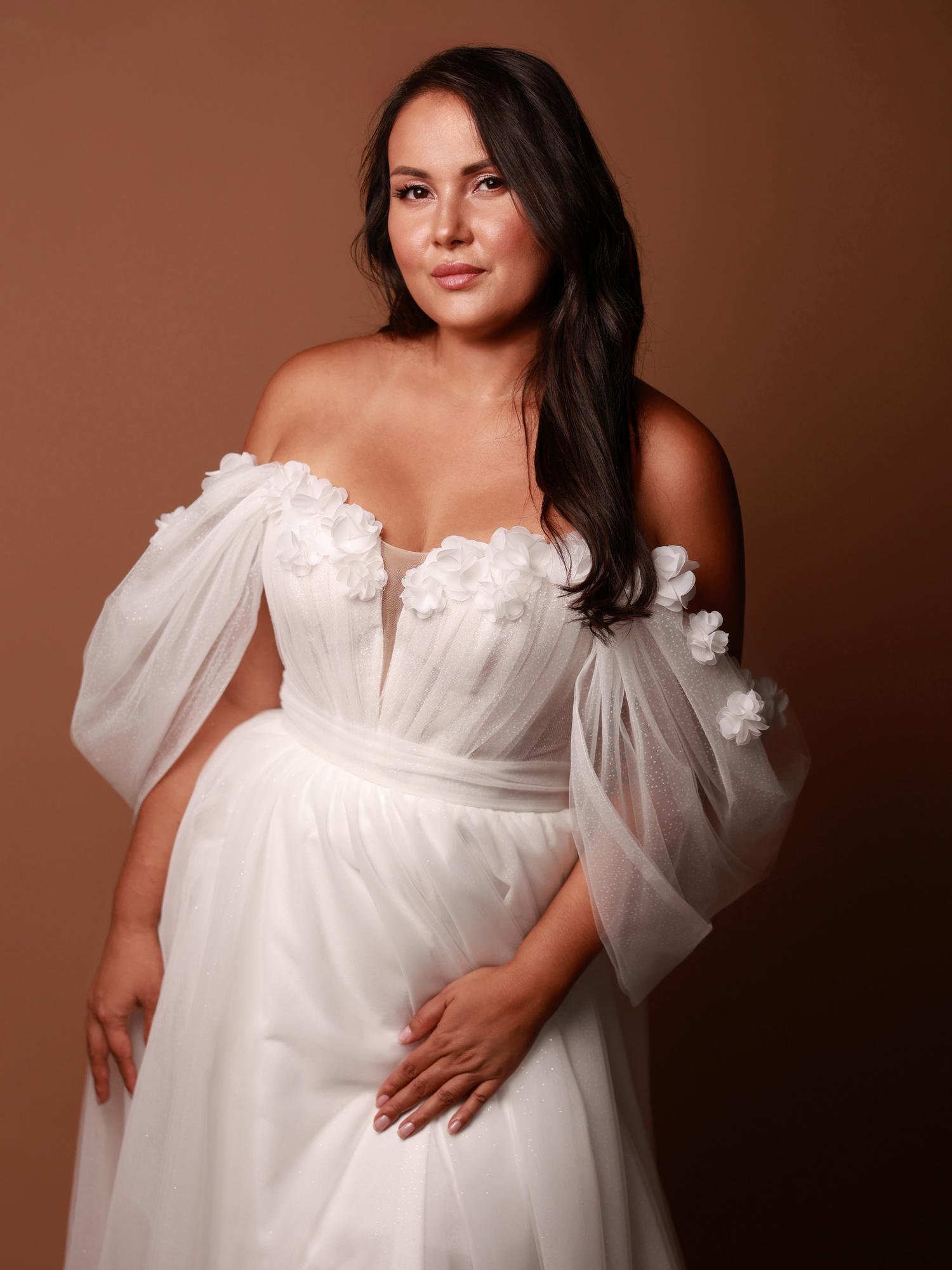 Лиана цветы plus size