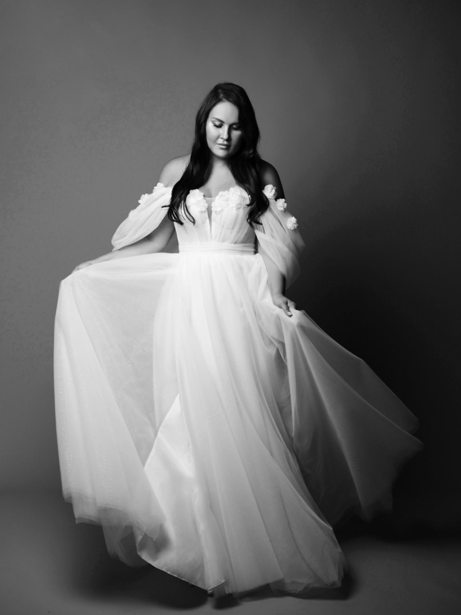 Лиана цветы plus size