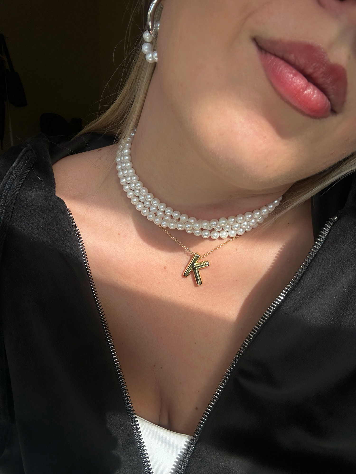 Гладкая буква с цепью