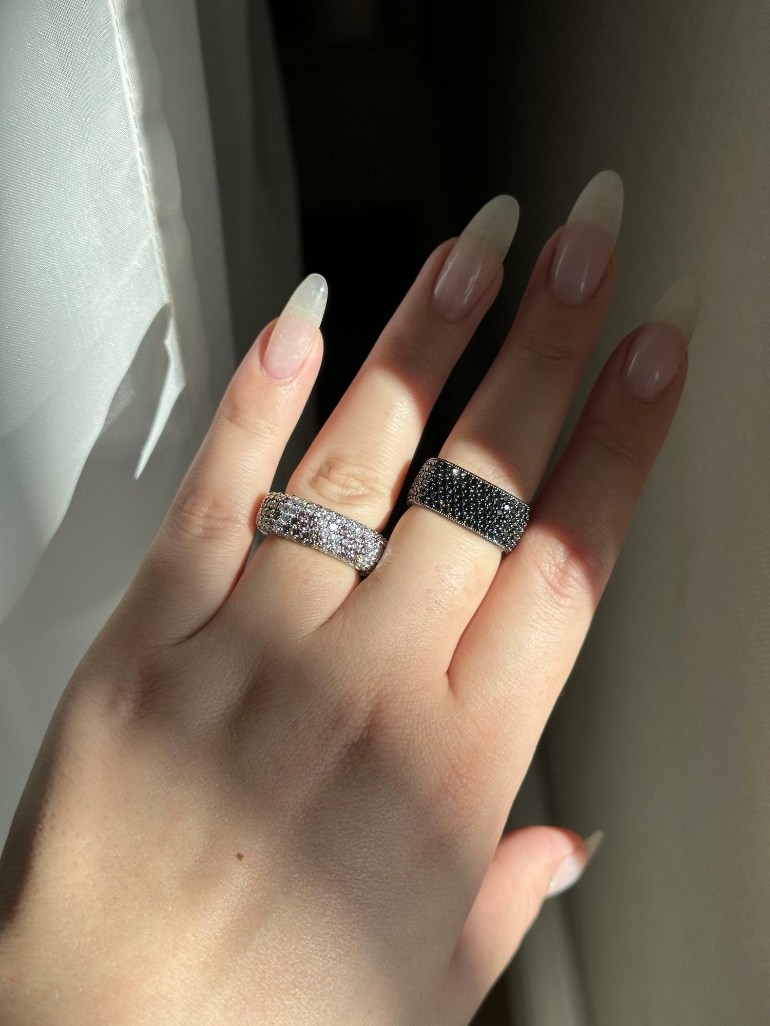 Кольцо с инкрустацией