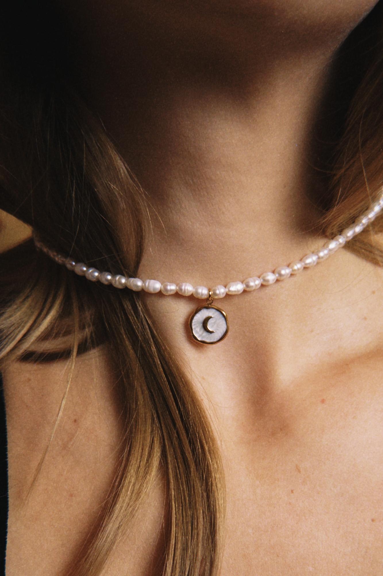 Чокер «Лунная»