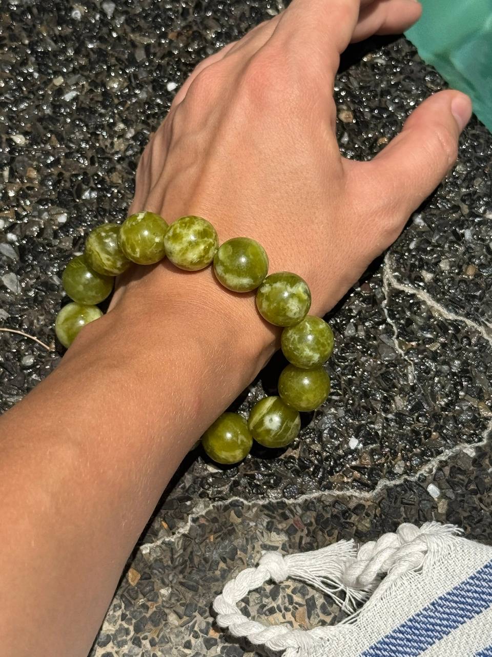 Браслет из нефрита