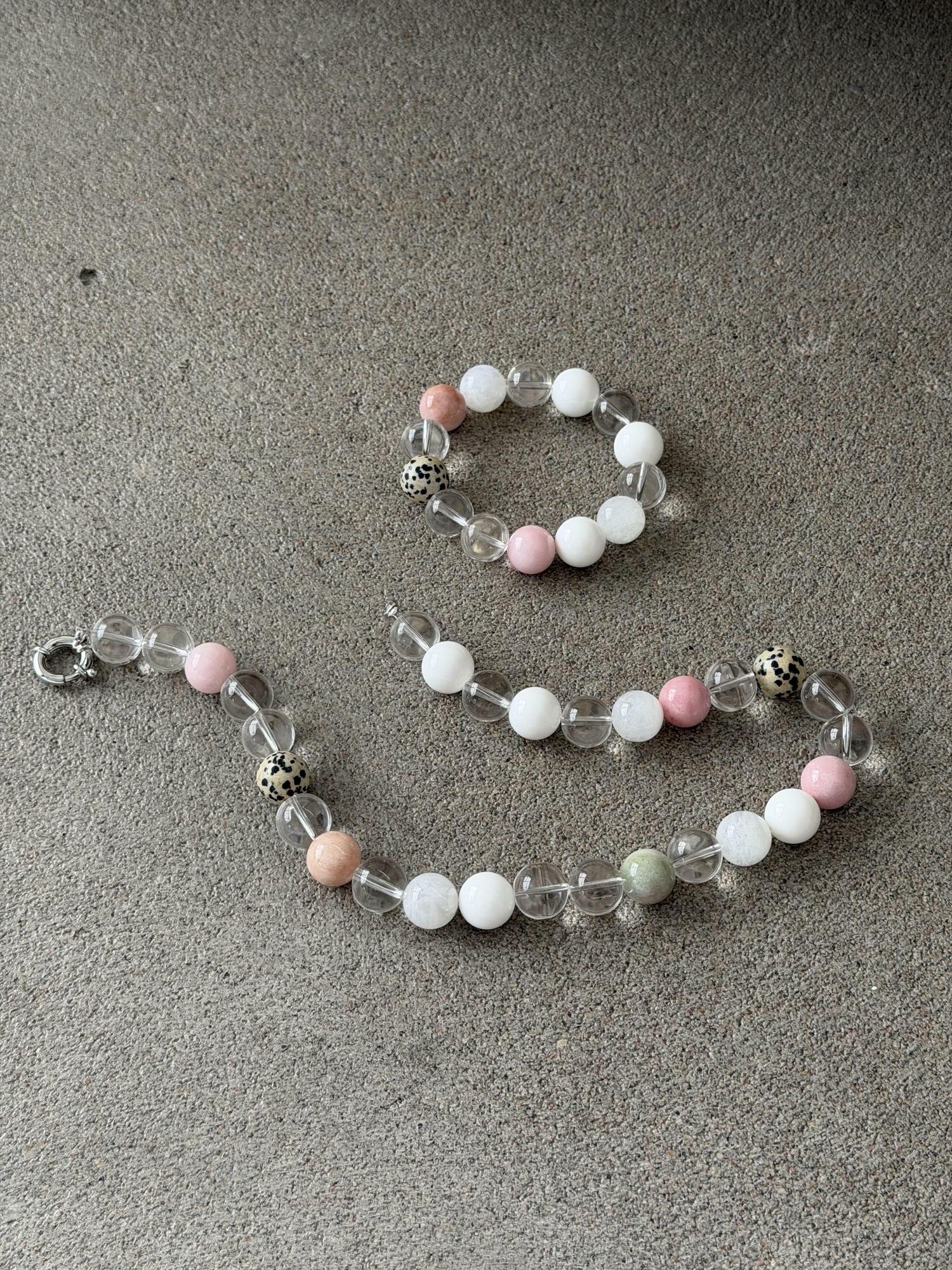 Бусы «Вези меня в Париж»