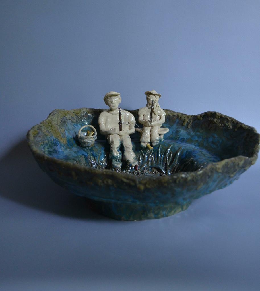 Ваза "На рыбалке" из серии "Воспоминания из детства"