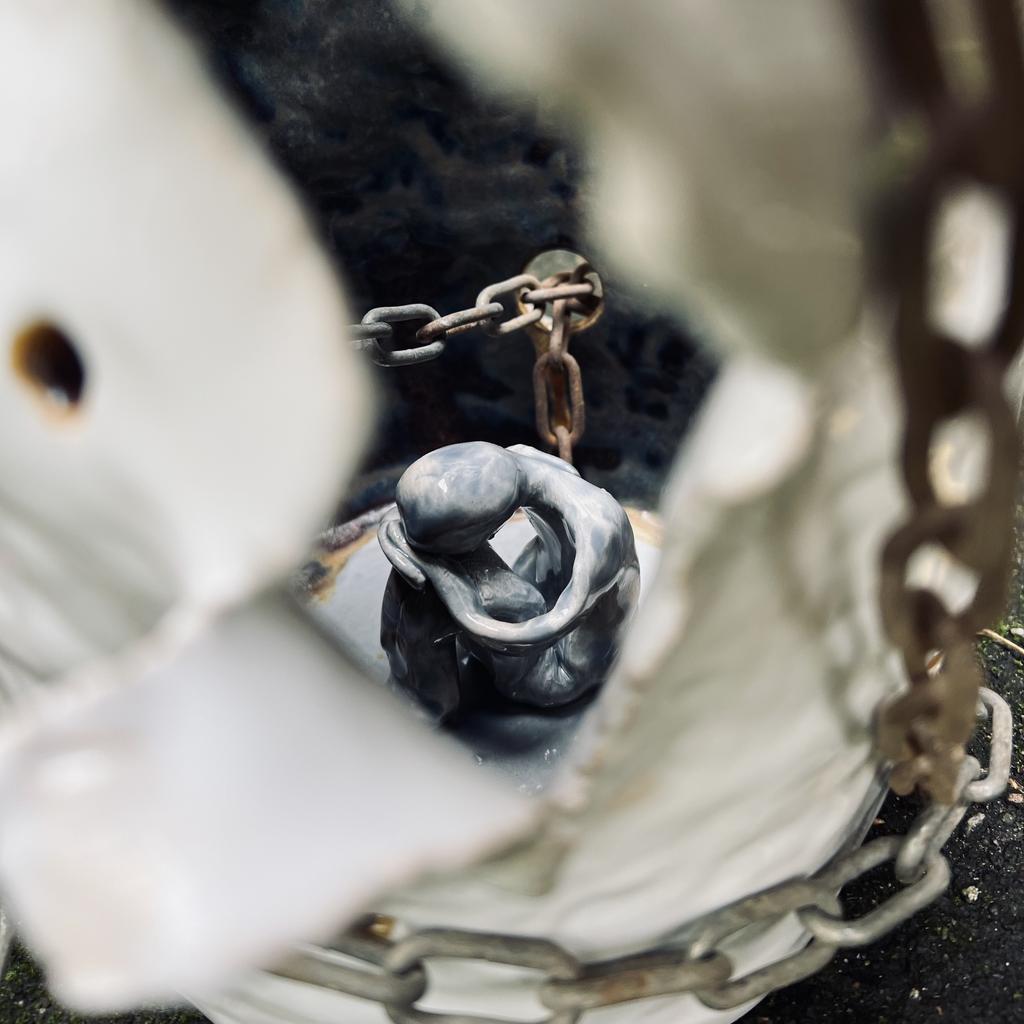 Ваза "Тонуть в самокопании 2"