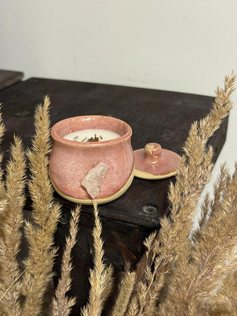 Котелок с розовым кварцем