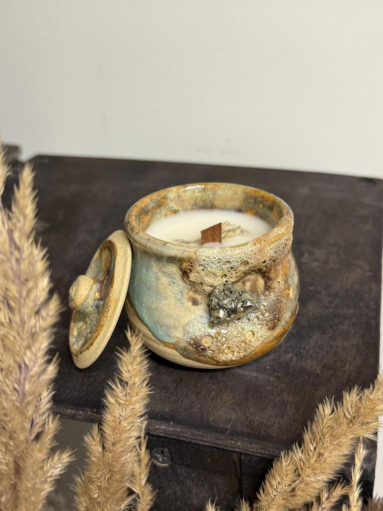 Котелок с пиритом