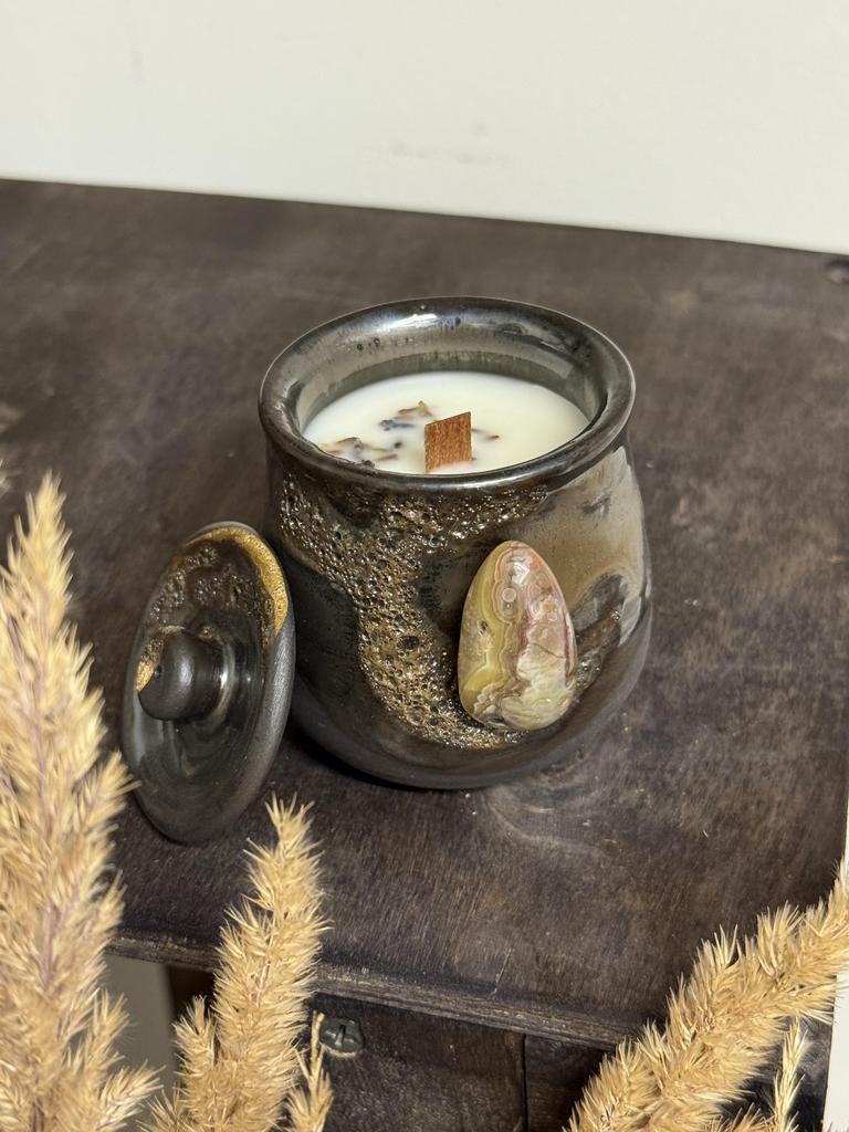 Котелок с агатом