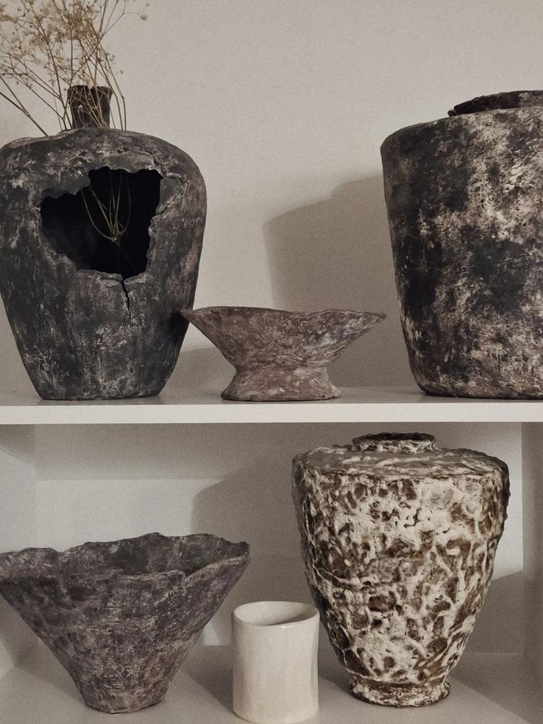 Декоративная ваза с трещинами ваби саби