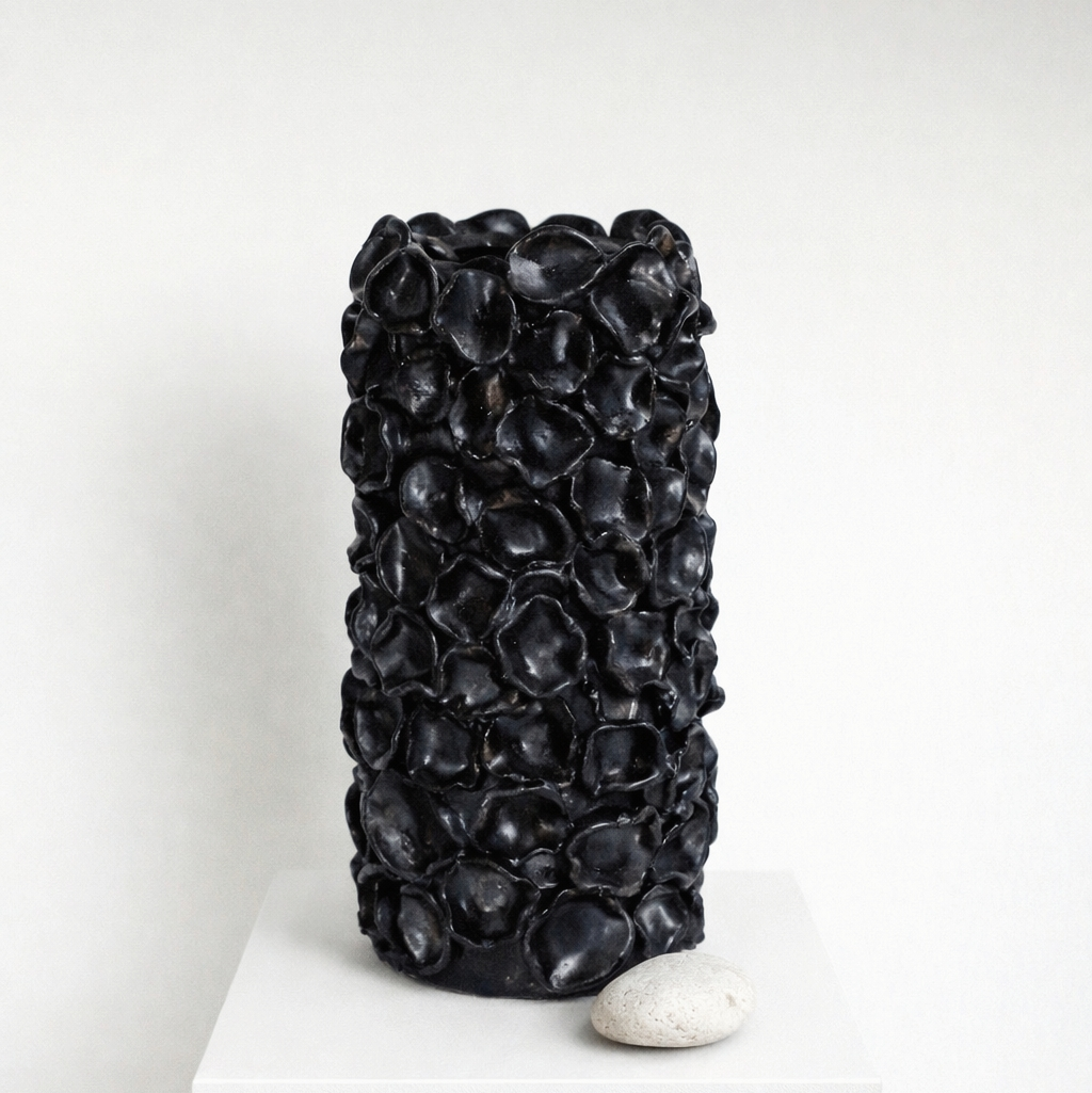 Ваза «Чёрный коралл»
