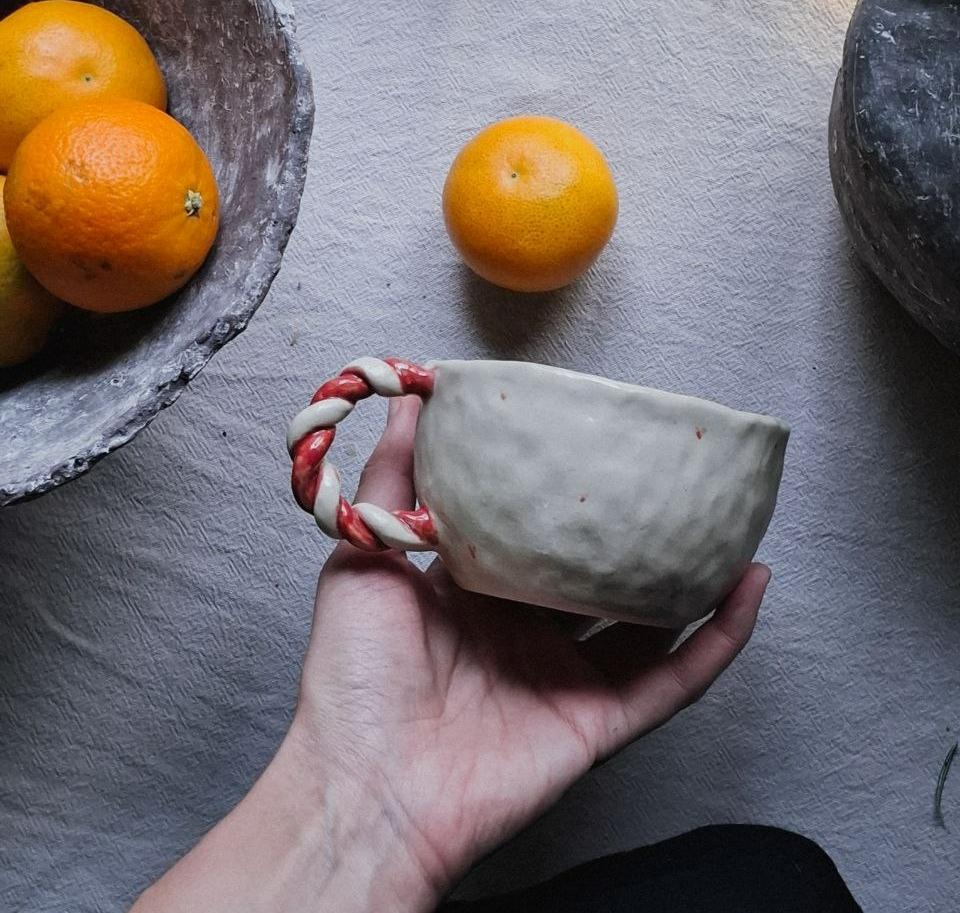 Чашка для кофе с сердечками "Love" 250 мл