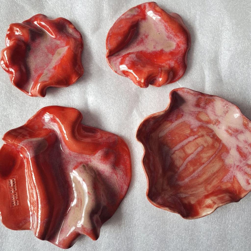 Set 9. Сет из 4-х тарелок “Red Tides”