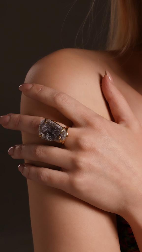 Кольцо с аметистом