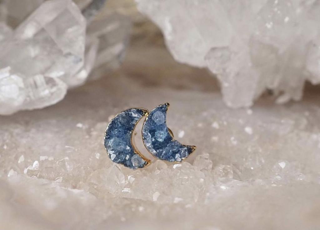 Пусеты с друзой кварца