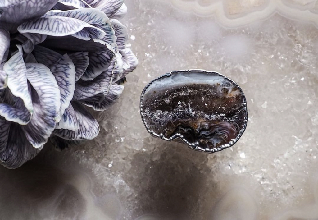 Кольцо с агатом