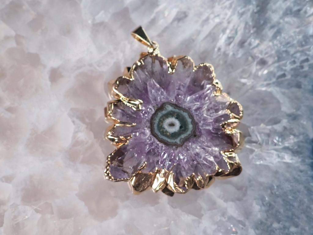 Подвеска с аметистовым сталактитом