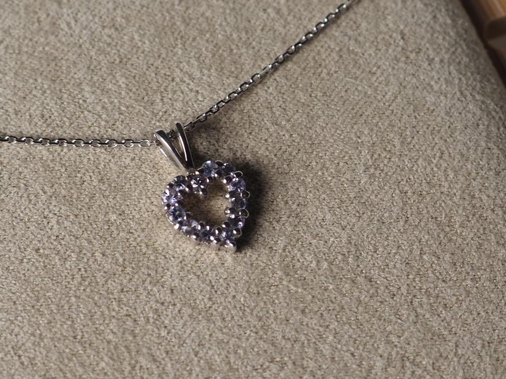 Подвеска с танзанитом