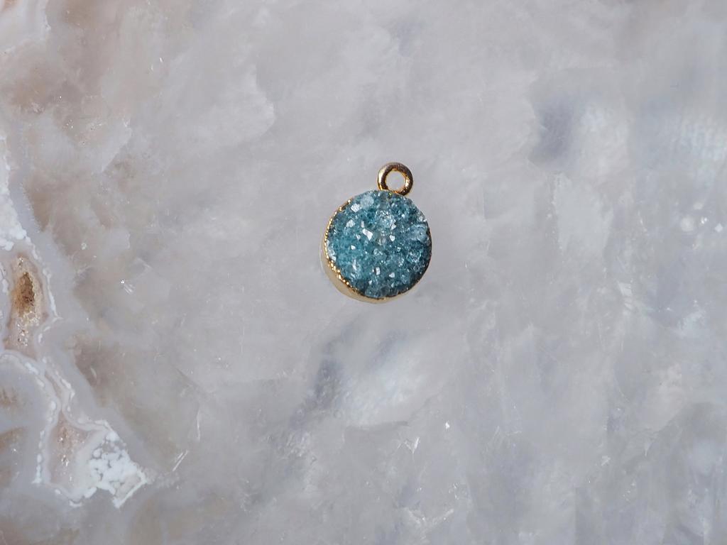 Кулон с кварцем