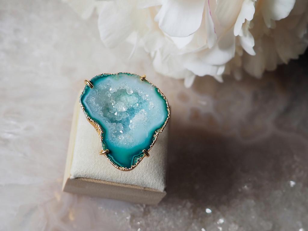 Кольцо с жеодой агата