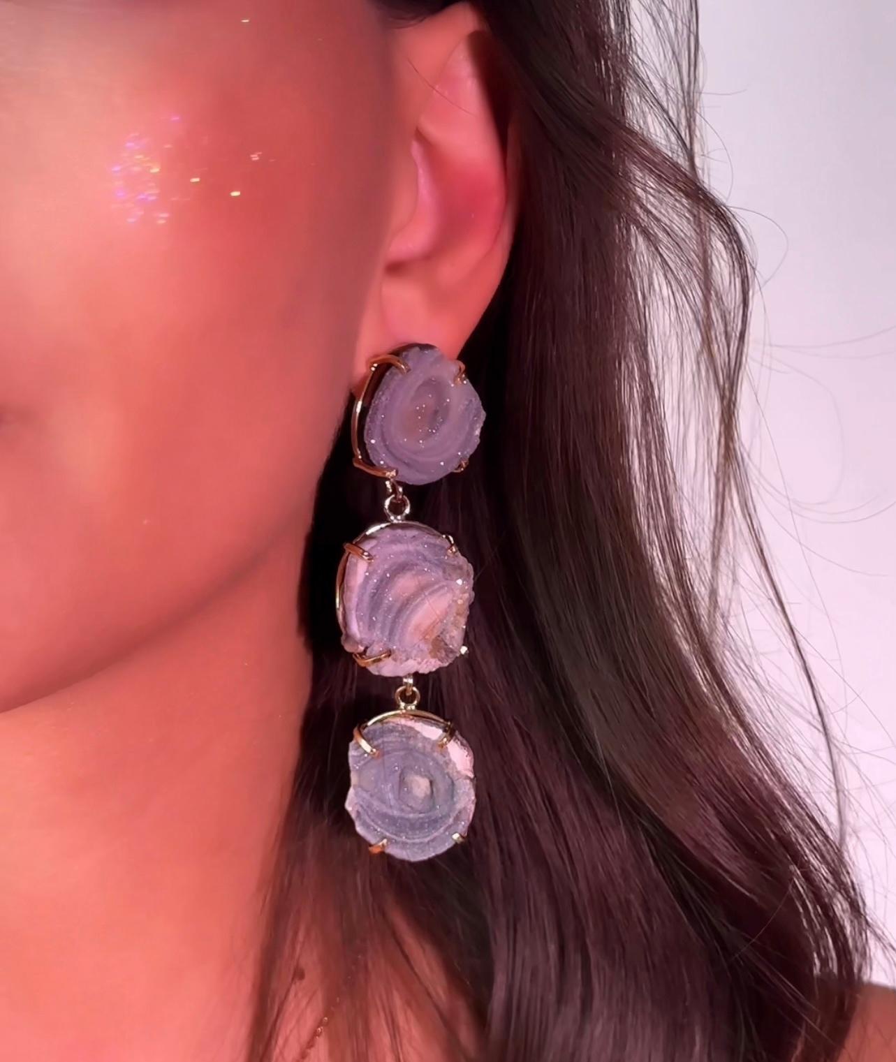 Серьги с халцедоновой розой