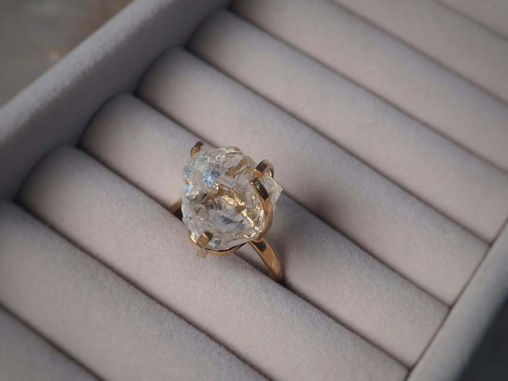 Кольцо с горным хрусталем